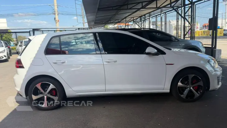 Golf 2.0 4P GTI TURBO AUTOMÁTICO