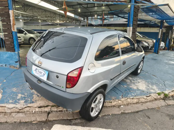 CELTA 1.0 MPFI Life 8V