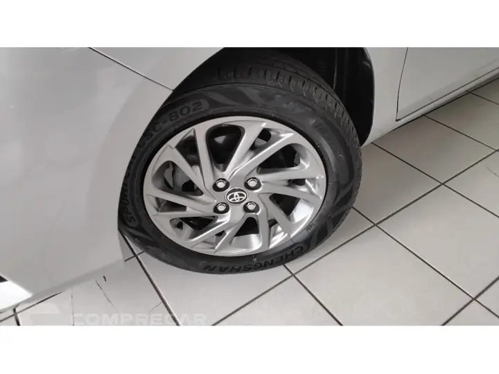 YARIS 1.5 16V FLEX SEDAN XS CONNECT MULTIDRIVE