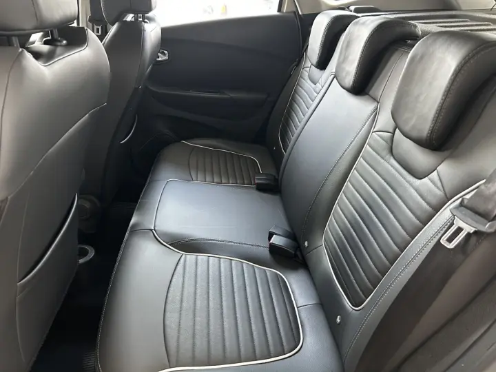 CAPTUR Intense 2.0 16V Flex 5p Aut.