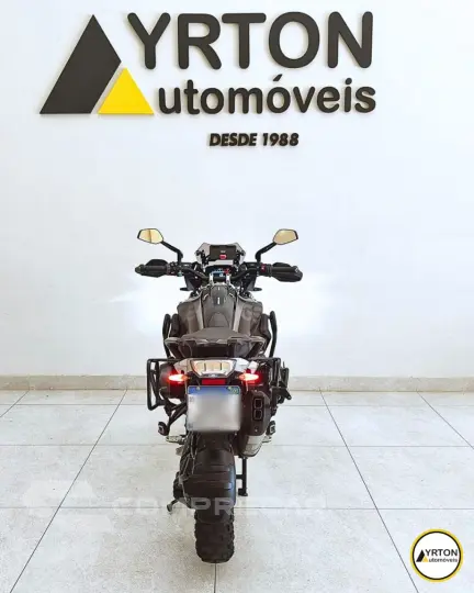 R 1250 GS TRIPLE BLACK