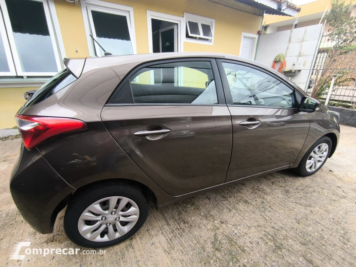 HB20 1.0 Comfort Plus 12V