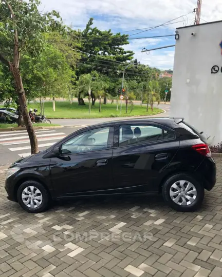 ONIX HATCH LS 1.0 8V FlexPower 5p Mec.