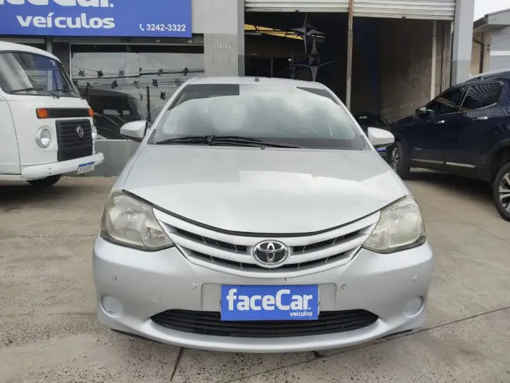 ETIOS X Sedan 1.5 Flex 16V 4p Mec.