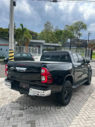 HILUX 2.8 D-4d Turbo CD SRX 4X4