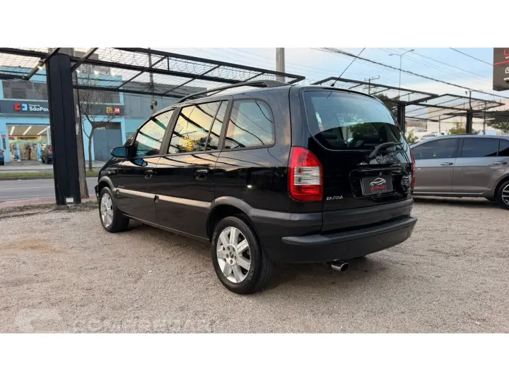 ZAFIRA 2.0 MPFI EXPRESSION 8V FLEX 4P AUTOMÁTICO