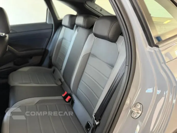 Nivus Highline 1.0 200 TSI Flex Aut.