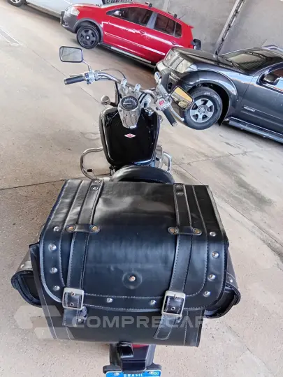 Honda shadow 750