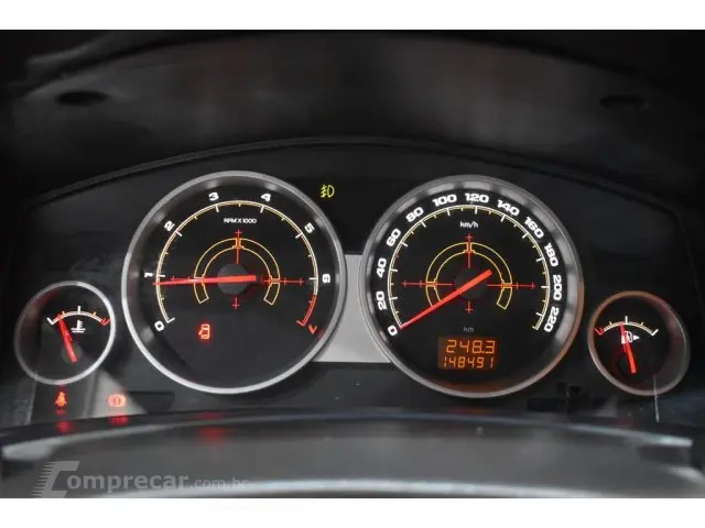 VECTRA SEDAN - 2.0 MPFI ELEGANCE 8V 4P MANUAL