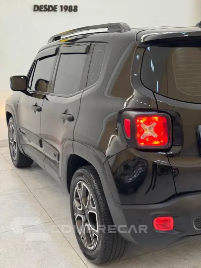 Renegade 1.8 16V 4P FLEX