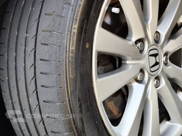 CIVIC 1.8 LXS 16V FLEX 4P AUTOMÁTICO