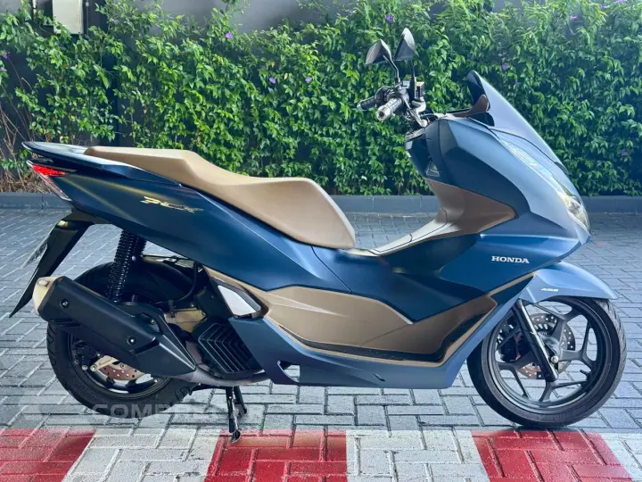 PCX 160 DLX ABS