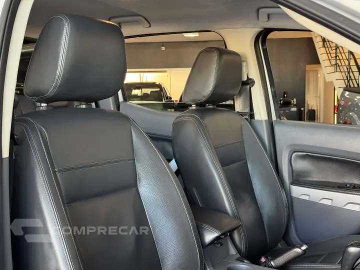 Ranger 3.2 20V XLT 4X4 CABINE DUPLA TURBO DIESEL AUTOMÁTICO