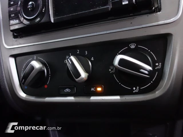 VOYAGE - 1.6 MI 8V 4P MANUAL