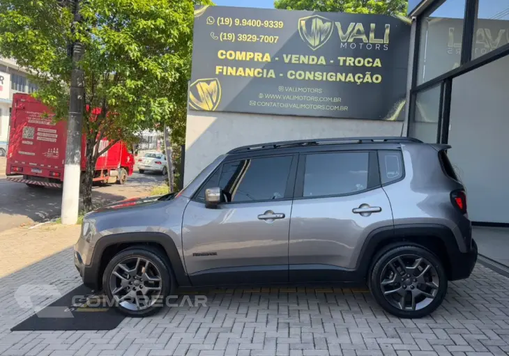 Renegade Limited 1.8 4x2 Flex 16V Aut.