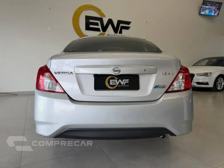 NISSAN VERSA 1.6 SV CVT