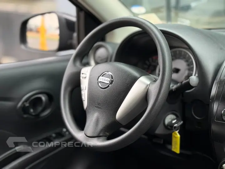 VERSA 1.0 12V FlexStart 4p Mec.