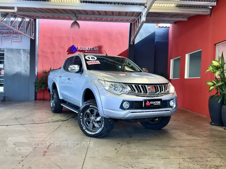 L200 TRITON 2.4 16V TURBO DIESEL SPORT HPE TOP CD 4P 4X4 AUT