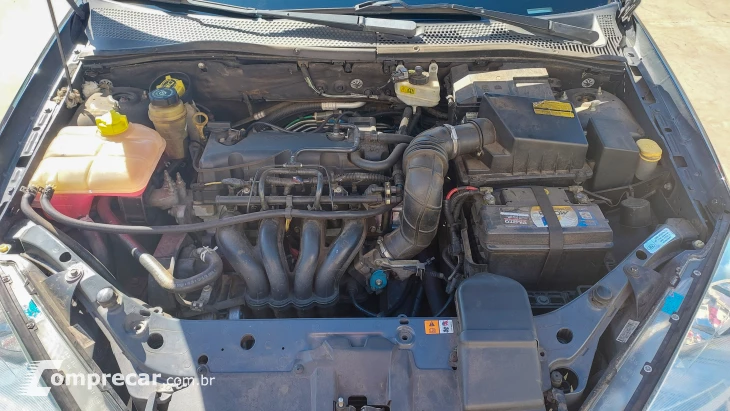 FOCUS 1.6 GL 8V