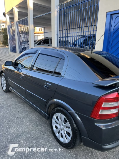 ASTRA 2.0 MPFI Advantage 8V