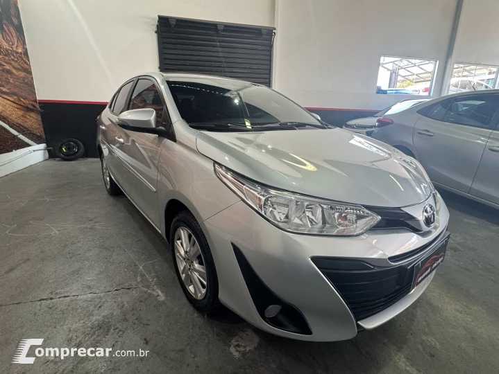 YARIS 1.5 16V Sedan XL