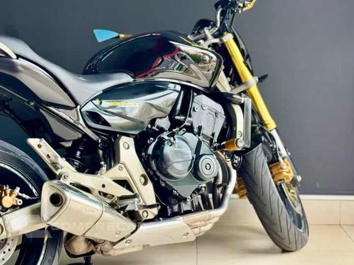 CB 600F HORNET