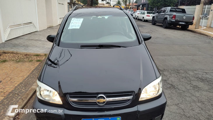 ZAFIRA 2.0 MPFI Elegance 8V