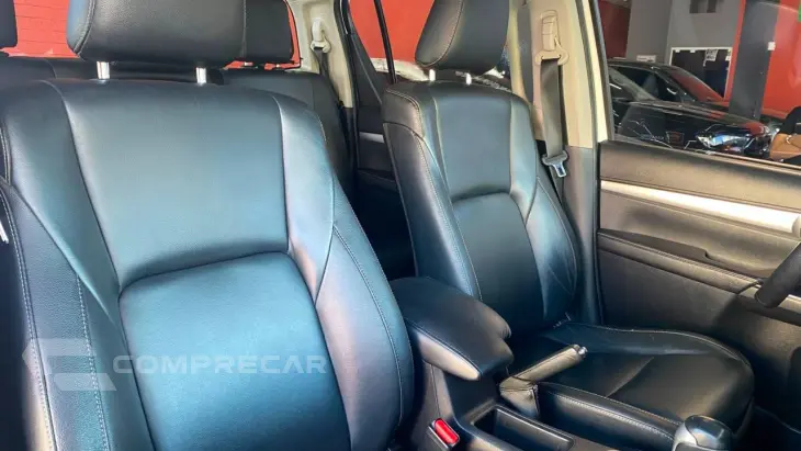 TOYOTA HILUX 2.7 SRV 4X2 CD 16V
