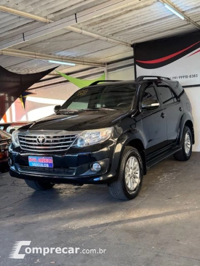 Hilux SW4 SR 4x2 2.7/ 2.7 Flex 16V Aut.