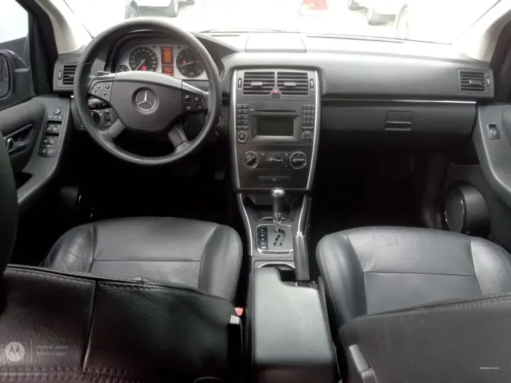 B 180 1.7 4P AUTOMÁTICO