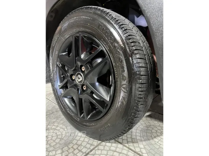 KWID 1.0 12V SCE FLEX OUTSIDER MANUAL