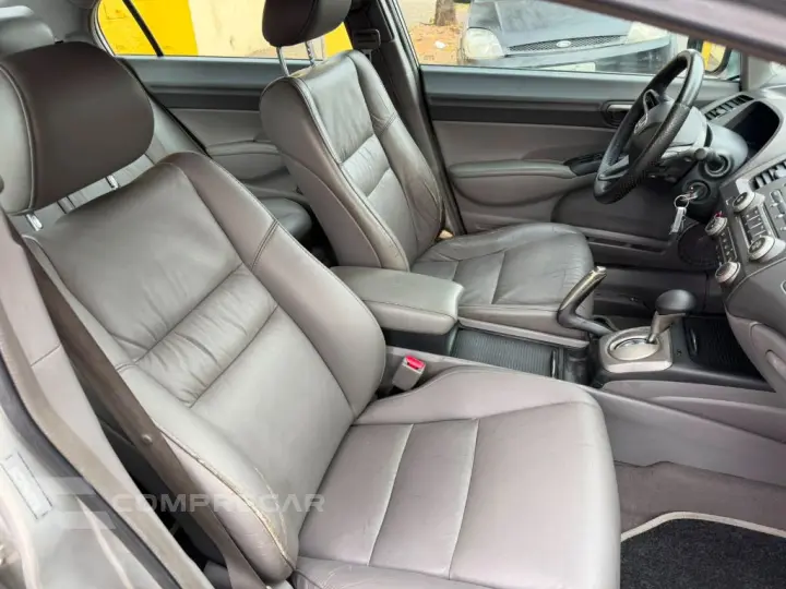 Civic Sedan LXS 1.8/1.8 Flex 16V Aut. 4p