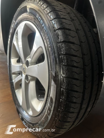 SANDERO 1.6 16V SCE Stepway