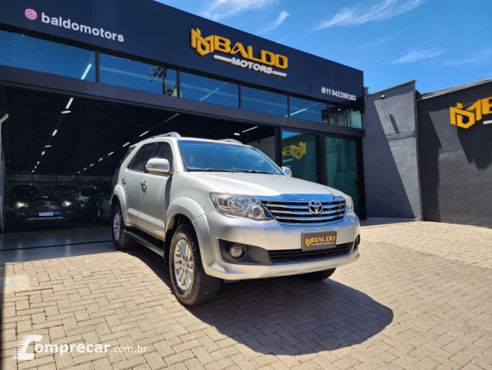 Hilux SW4 SR 4x2 2.7/ 2.7 Flex 16V Aut.
