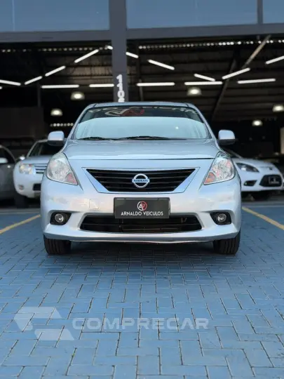 VERSA SL 1.6 16V Flex Fuel 4p Mec.