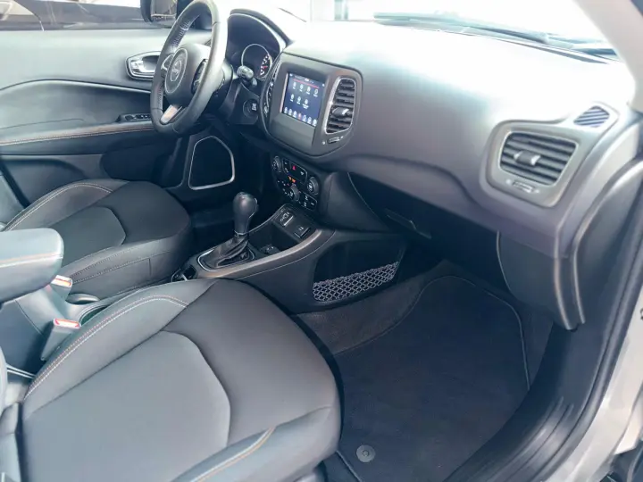 COMPASS 2.0 16V Sport