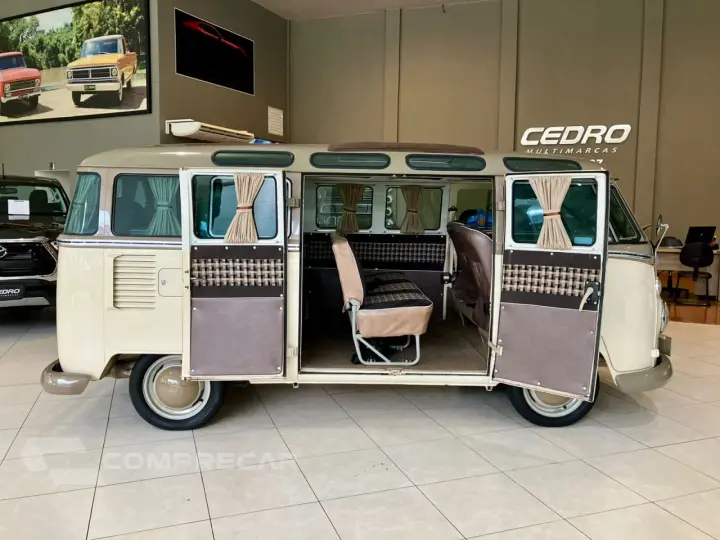 Kombi 1.6 CORUJINHA