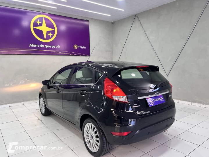 FIESTA 1.6 Titanium Hatch 16V