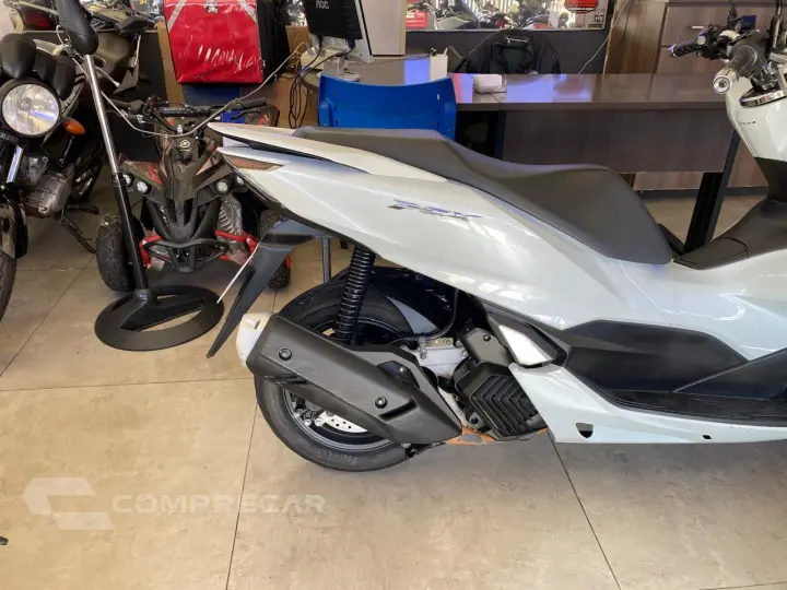 PCX 160 DLX ABS