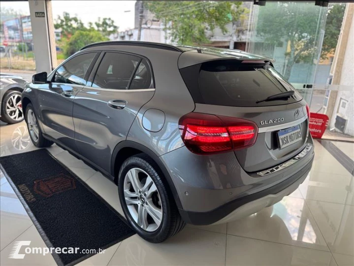 GLA 200 1.6 CGI Style 7g-dct