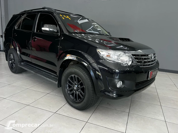 Hilux SW4 3.0 TDI 4x4 SRV 5L