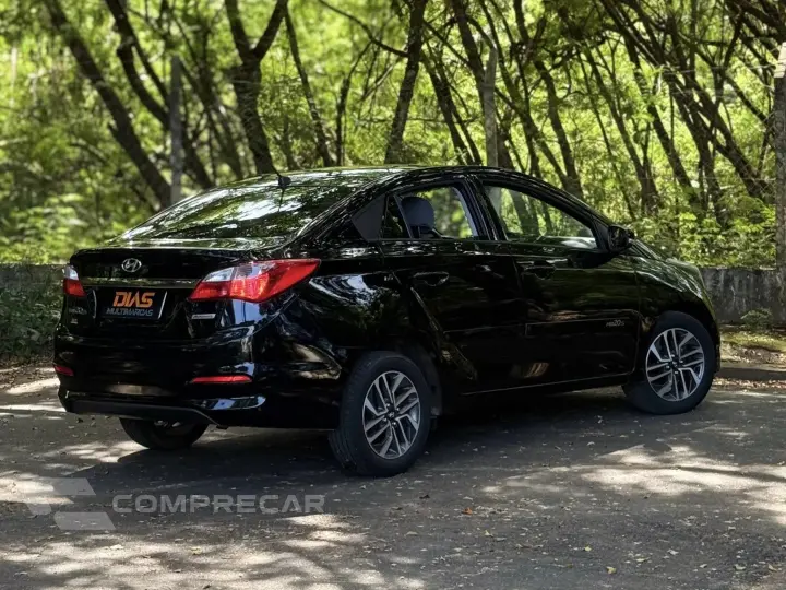 HB20S 1.6 COMFORT PLUS 16V FLEX 4P AUTOMÁTICO