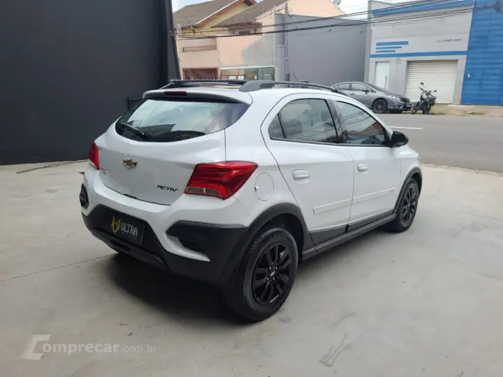 ONIX HATCH ACTIV 1.4 8V Flex 5P Aut.