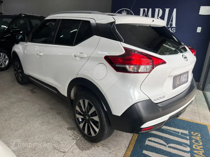 KICKS SL 1.6 16V FlexStar 5p Aut.