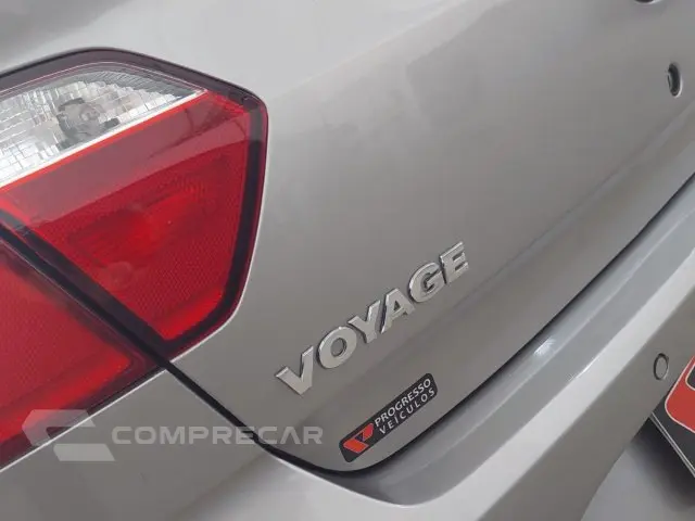 VOYAGE - 1.0 MI 8V 4P MANUAL
