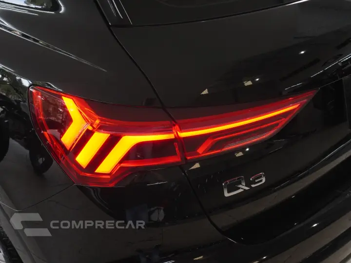 Q3 1.4 35 TFSI GASOLINA BLACK S TRONIC