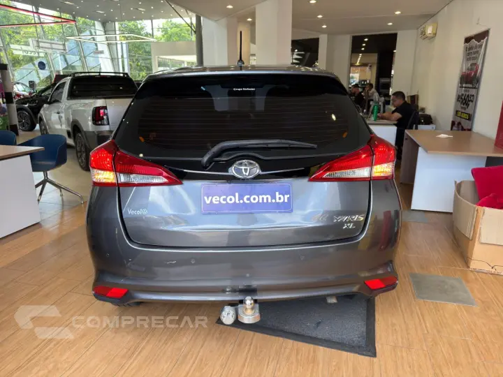 Yaris Hatch 1.5 16V 4P FLEX XLS CONNECT MULTIDRIVE AUTOMÁTIC