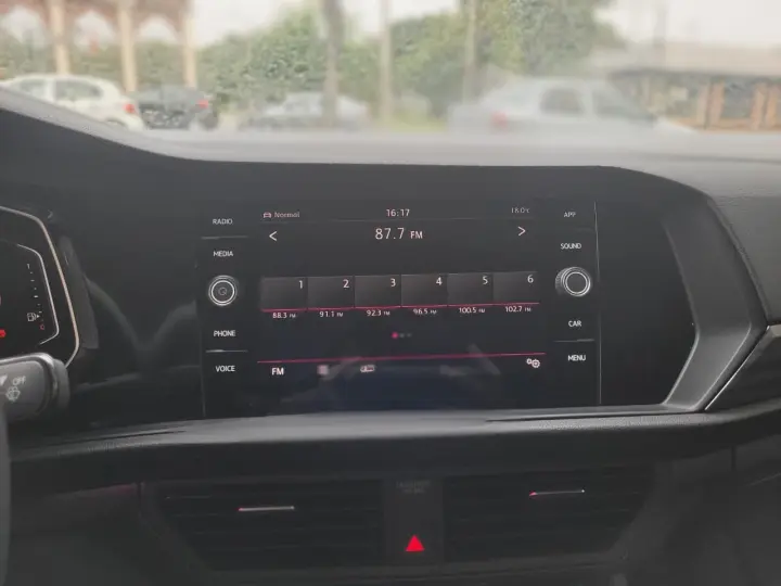 JETTA Comfort. 250 TSI 1.4 Flex 16v Aut.