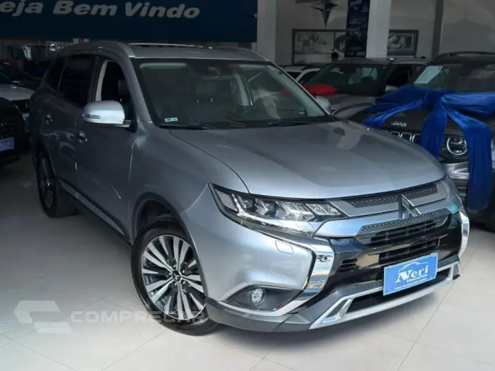 OUTLANDER HPE-S 2.2 Diesel 4x4 Aut.