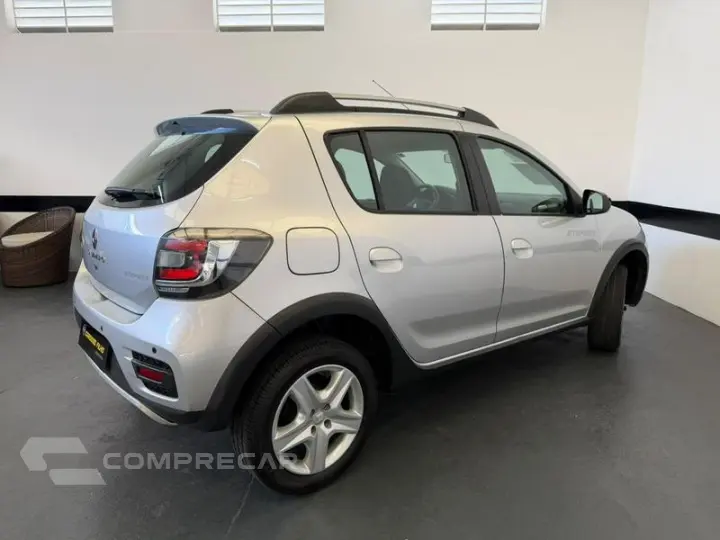 SANDERO STEPWAY 1.6 16V HI-FLEX AUT.
